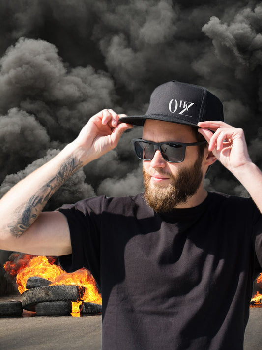 0FKZ Fitted Cap in Black
